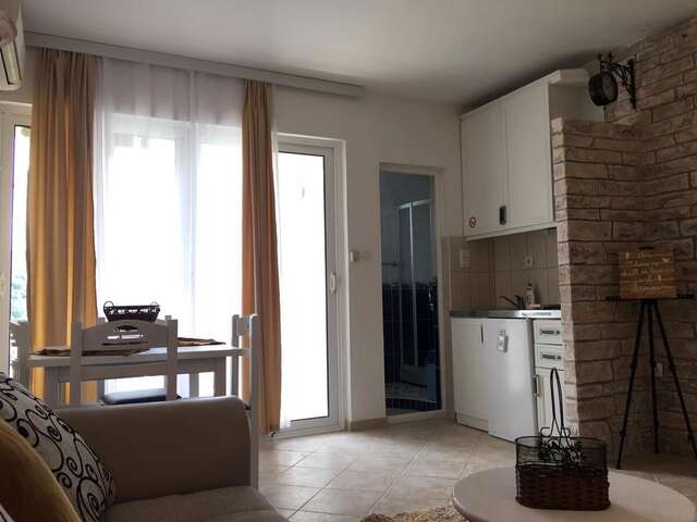 Апартаменты Apartments Jovanovic Вирпазар-8